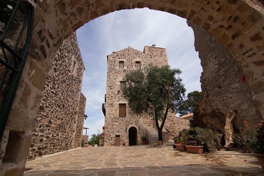 Hotel Petropoulakis Tower Gythio Exterior foto